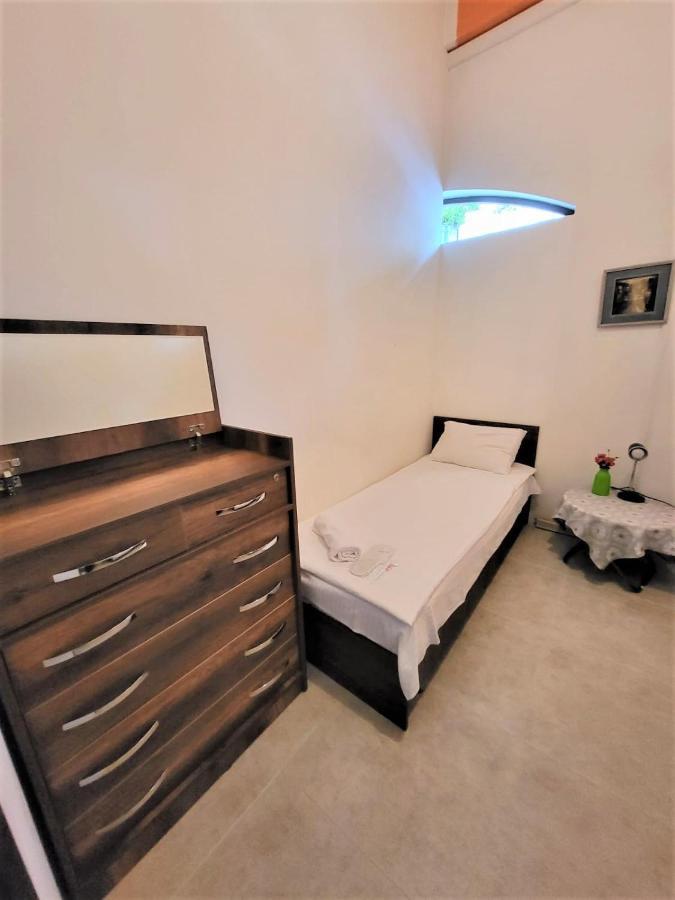 Hostel Near The Square 第比利斯 外观 照片