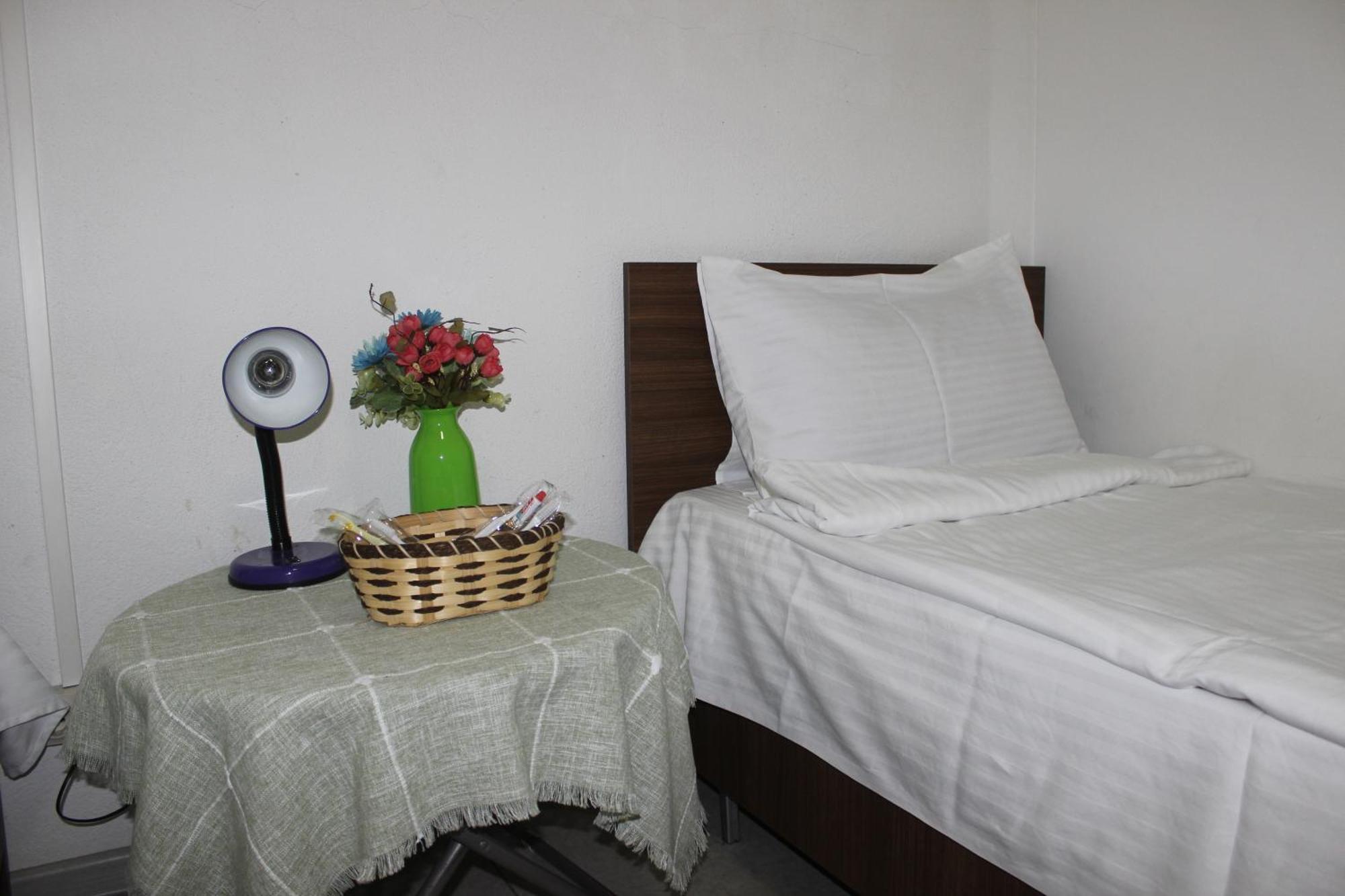 Hostel Near The Square 第比利斯 外观 照片