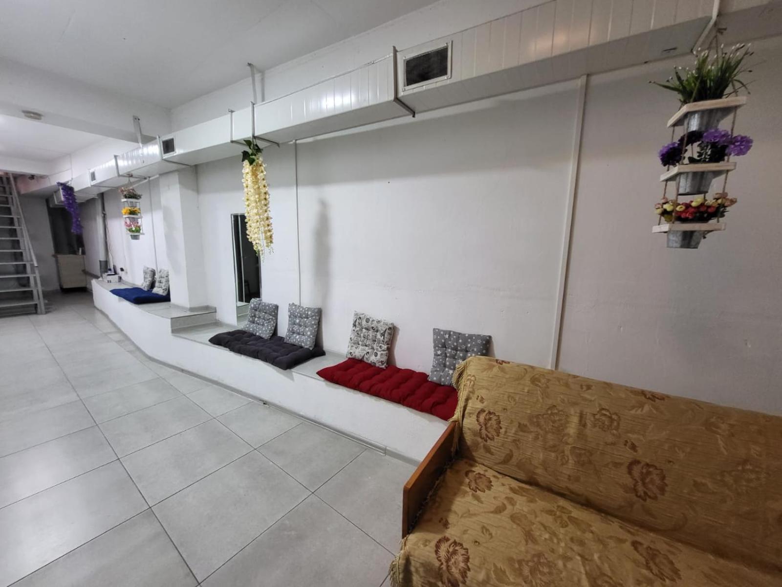 Hostel Near The Square 第比利斯 外观 照片