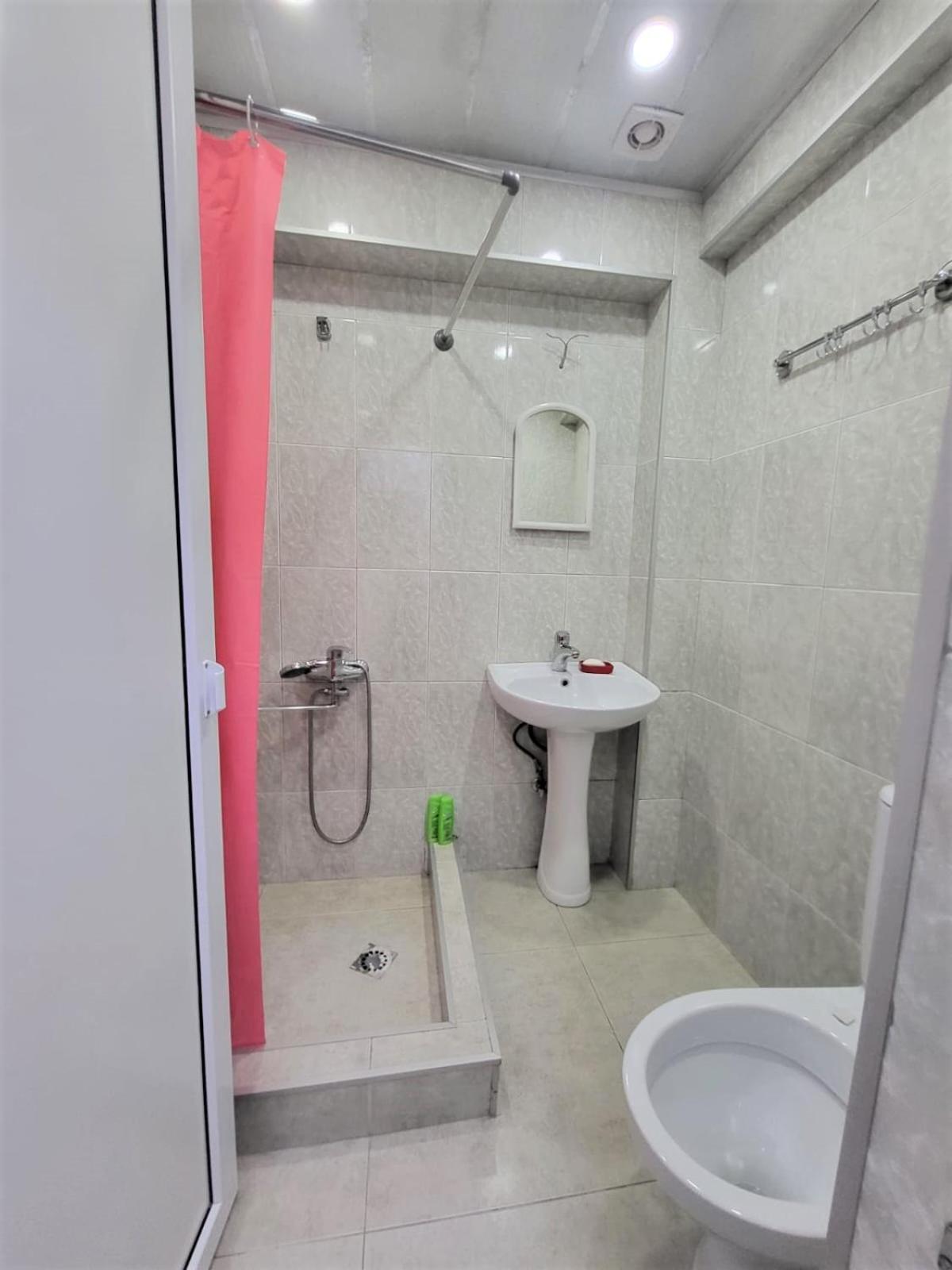 Hostel Near The Square 第比利斯 外观 照片