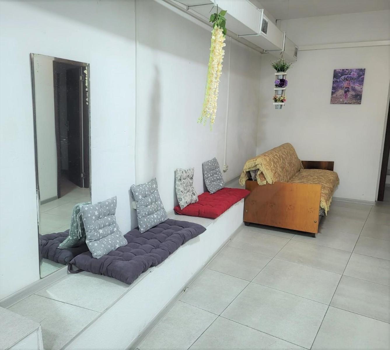 Hostel Near The Square 第比利斯 外观 照片