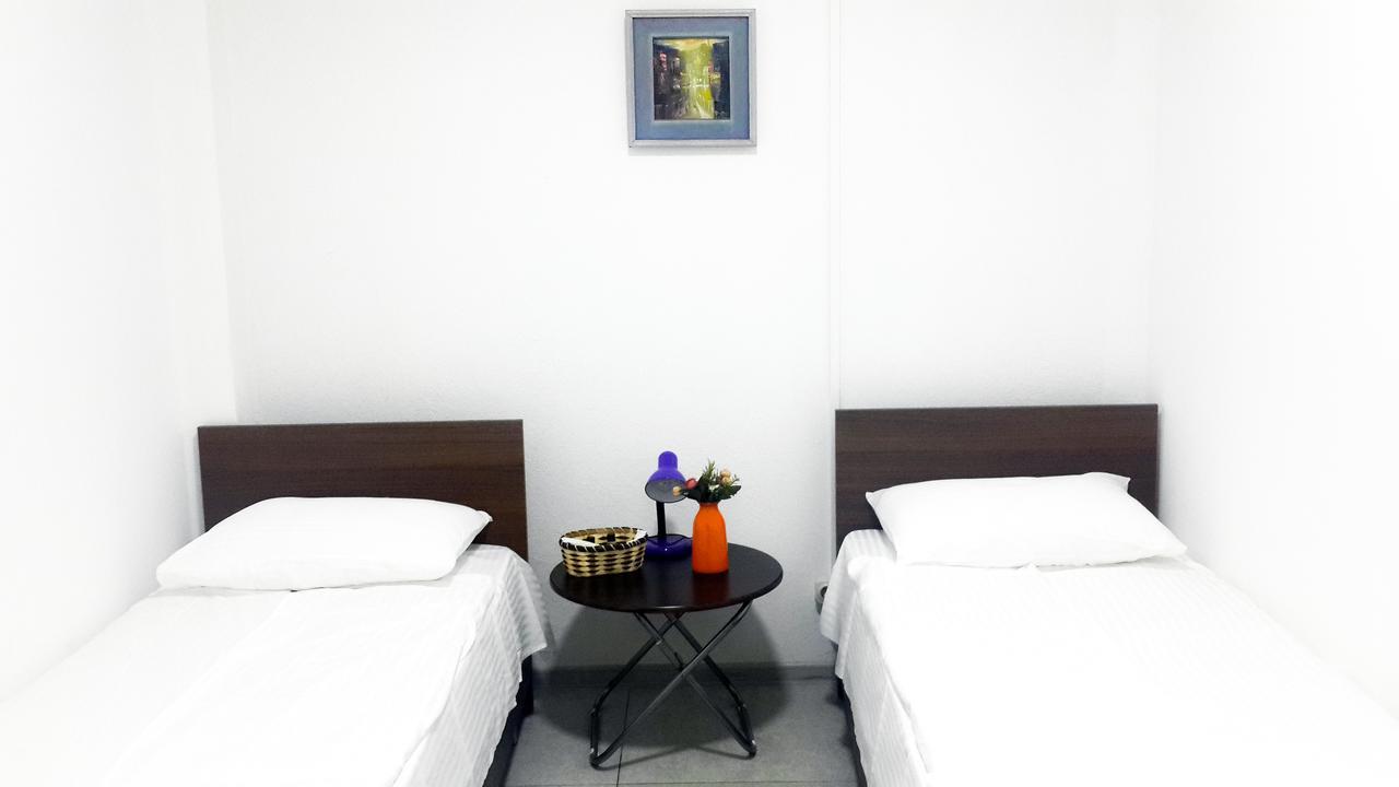 Hostel Near The Square 第比利斯 外观 照片