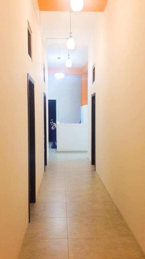 Hostel Near The Square 第比利斯 外观 照片
